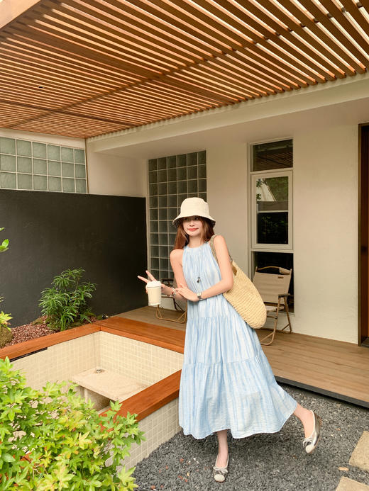 【折后再享2件88折】现货秒杀！微信打折价！挂脖连衣裙法式气质 日常219.99 立减90 秒杀129.99！ 商品图10