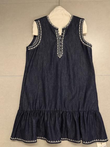 【门店同款】ENJOY夏季“可露丽”刺绣边牛仔连衣裙 163096001 商品图0