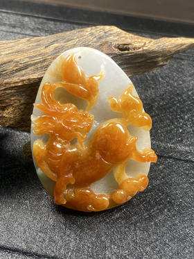 【FC0096】翡翠火麒麟挂件  色泽娇艳  俏色巧雕 栩栩如生 寓意福瑞安康