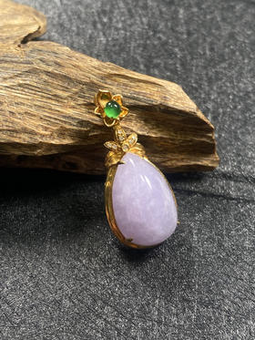 【FC0102】18K镶嵌翡翠紫水滴吊坠  饱满无裂 款式精美 优雅美观