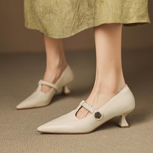 【预售5天】法式复古低跟单鞋气质浅口舒适山茶花丁字扣带玛丽珍鞋女JLY&18-750 商品图0