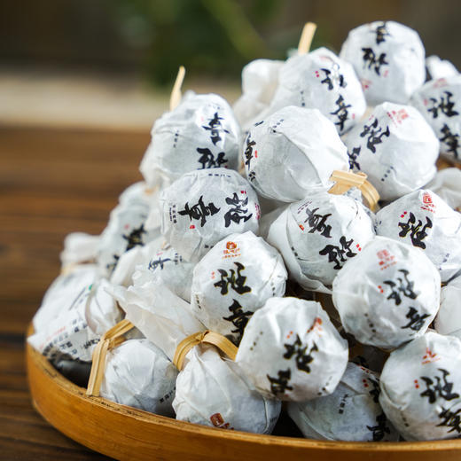 【班章生茶龙珠】2021年班章五寨头春乔木生态纯料；纯手工搓制而成，勐海仓陈化4年；很好喝，很值得入！500g/份 商品图1