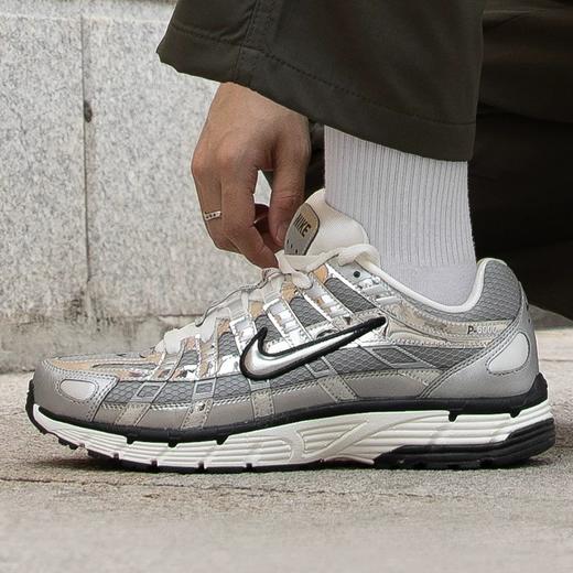 【奥莱直发】Nike耐克P-6000男子复古跑鞋 全掌缓震科技休闲鞋 百搭潮流板鞋 透气耐磨运动鞋 商品图4