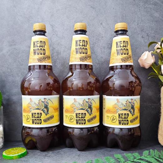 俄罗斯进口雪松树白啤酒1.2L 商品图0