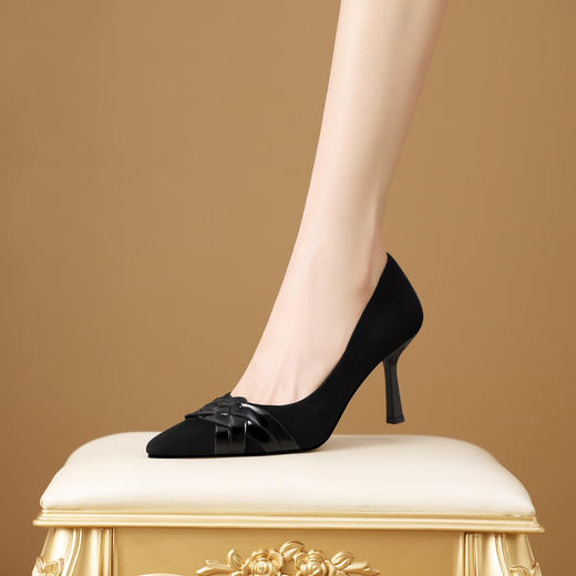 【预售5天】黑色编织尖头职业高跟鞋女秋季新款细跟单鞋浅口女鞋HY&H3700 商品图1