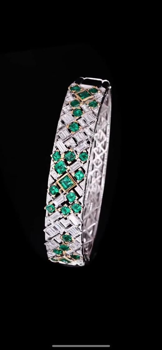 “镜中影”祖母绿钻石手镯 商品图1