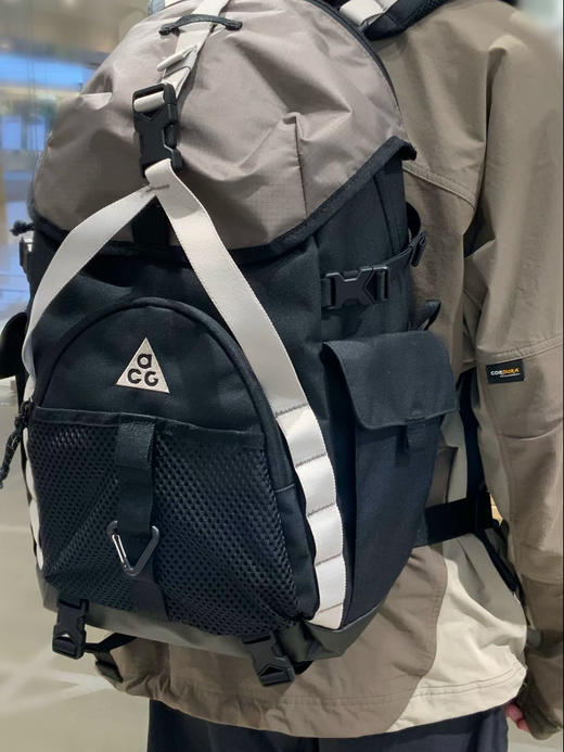 硬货来了！！！！nike专柜在售 ！25年主打轻量化的多功能ACG户外双肩包！！！ 商品图1