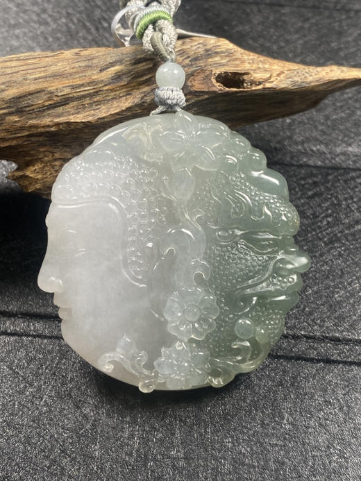 【FC0091】翡翠一念之间挂件  特色件  俏色巧雕 一念成佛一念成魔 商品图2