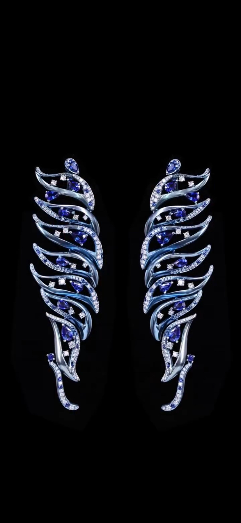 「眼盛星河」钛金蓝宝石钻石耳环