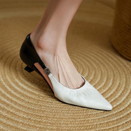 【预售5天】头层牛皮猫跟尖头镂空，褶皱口单鞋韩版气质低跟鞋PS&PS3120 商品图3