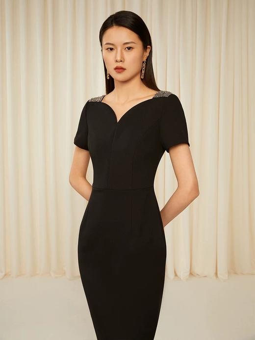 2楼歌中歌连衣裙吊牌价7990 商品图2