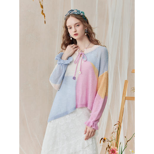 两三事琉璃晨梦2025秋新款甜美手钩花绑带拼色不规则下摆针织衫女 商品图3