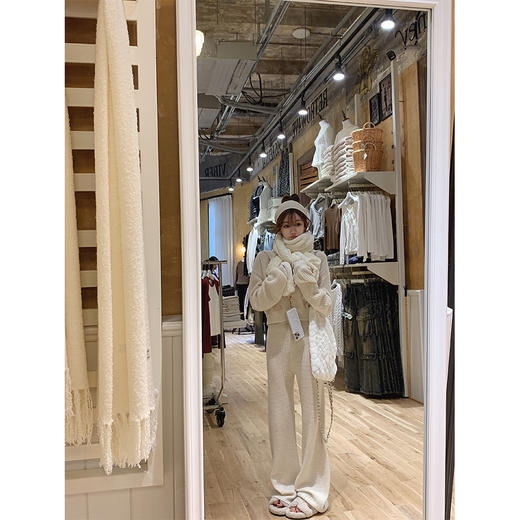 金蘑菇菇  alo三件套 / 精纺100羊毛外套吊带长裤三件套 商品图3