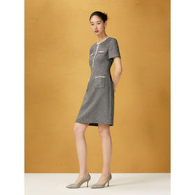 2楼歌中歌连衣裙吊牌价6390