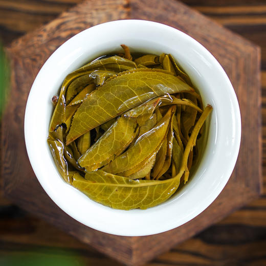 【班章生茶龙珠】2021年班章五寨头春乔木生态纯料；纯手工搓制而成，勐海仓陈化4年；很好喝，很值得入！500g/份 商品图4