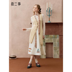 两三事烬光织梦2025秋季新款复古印花领带装饰针织马甲女长款马夹