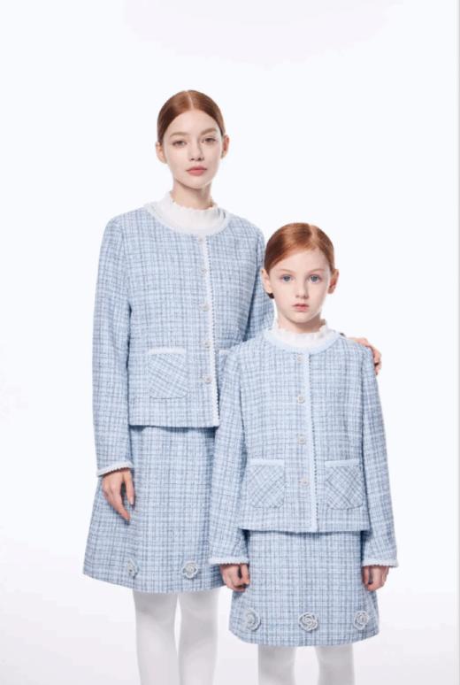 【春上新】【秋季新品】8楼 琳麦罗 LYNN&MILO 蓝色雪尼尔小香风外套,背心裙 商品图0