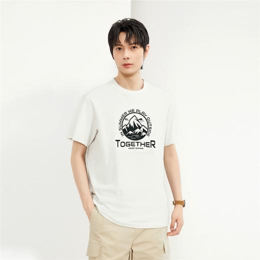 佐丹奴男装纯棉针织户外主题印花圆领短袖T恤 13094205 商品图0