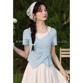 鹿向南「月光海滩」蓝白撞色假两件短袖上衣女夏新款修身方领T恤L55816