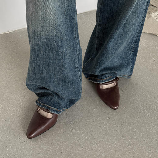 YLY&JZ-19212025新款里外真皮镂空法式复古巨好看粗跟气质优雅时尚不累脚单鞋 商品图3