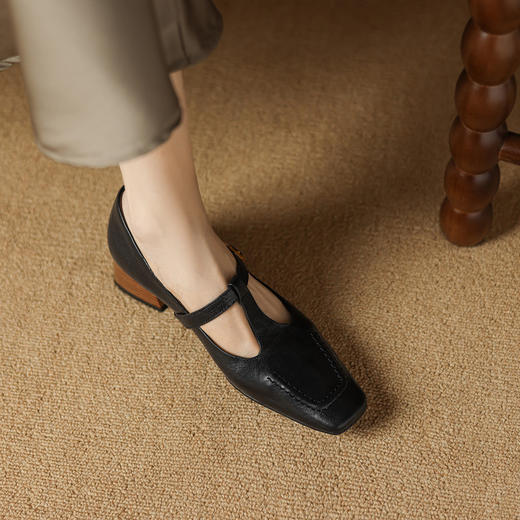 复古单鞋！2025春季新款女鞋粗跟低跟时装鞋扣带浅口低帮鞋四季鞋！ 商品图5