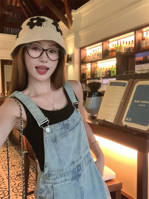 <曾小咸推荐>盐系复古减龄牛仔背带裤 日常219.99 立减120 秒杀99.99！ 商品图12