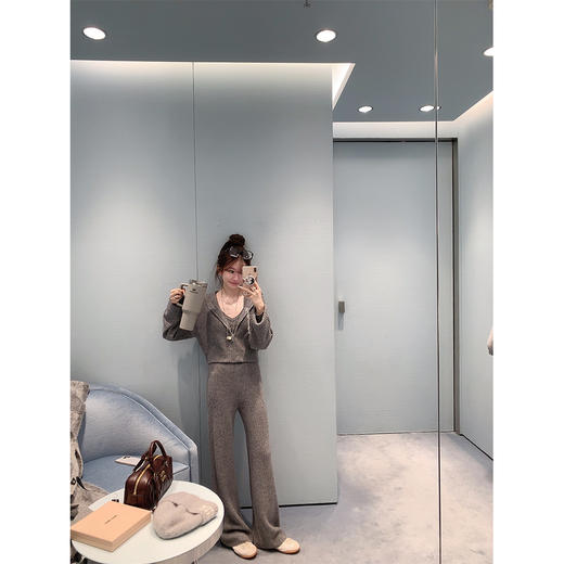 金蘑菇菇  alo三件套 / 精纺100羊毛外套吊带长裤三件套 商品图2