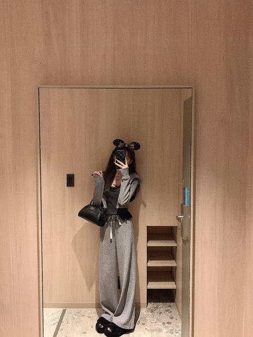 金蘑菇菇 招牌alo 素颜美女公式 / 定制天鹅绒加厚保暖卫衣套组 商品图0