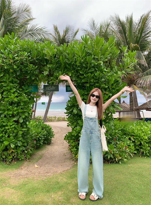 <曾小咸推荐>盐系复古减龄牛仔背带裤 日常219.99 立减120 秒杀99.99！ 商品图9