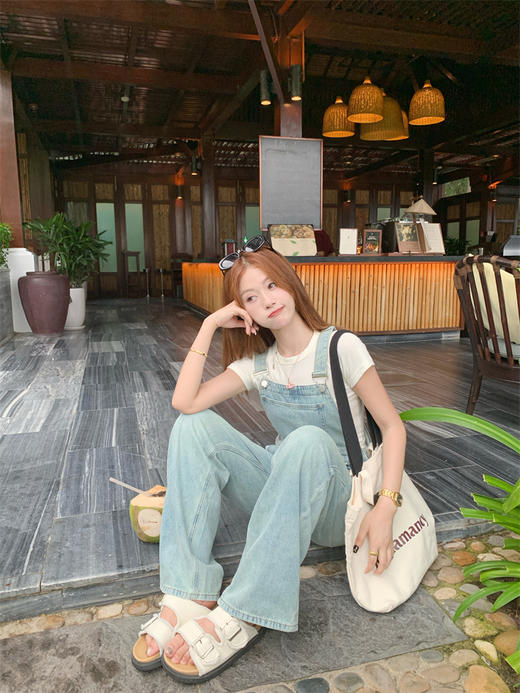 <曾小咸推荐>盐系复古减龄牛仔背带裤 日常219.99 立减120 秒杀99.99！ 商品图7