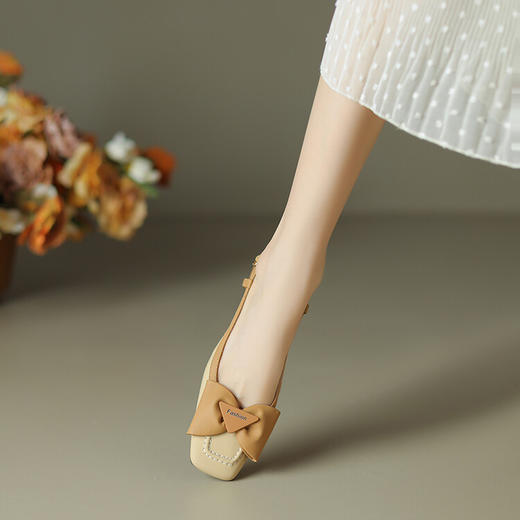 【预售5天】舒适~复古蝴蝶结羊皮包头凉鞋女粗跟夏真皮中跟大码TX&TX390-1 商品图4