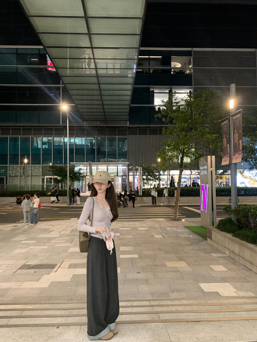 金蘑菇菇 我的秋冬统治区 公主请买西裤 / 松弛时髦翻边西裤 商品图0