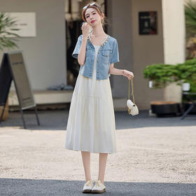 【预售3天】巨好看的高级感气质套装短款短袖牛仔外套木耳边吊带裙两件套 EBDU96