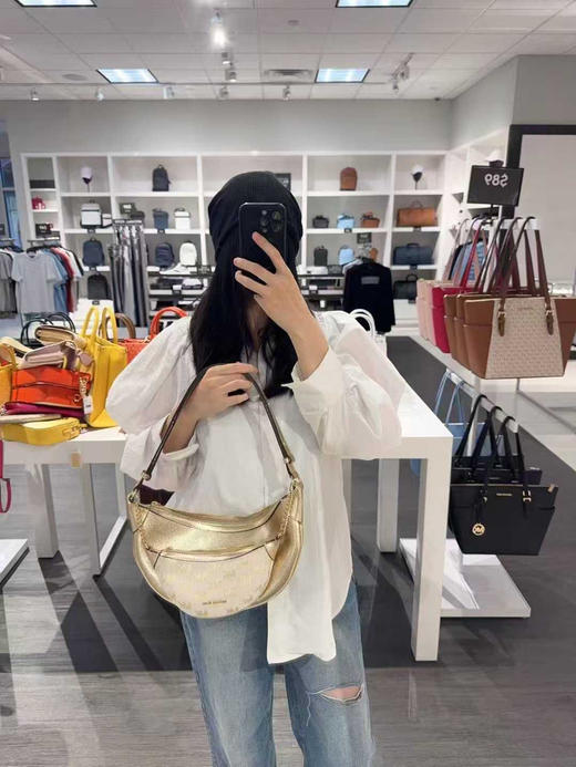 💰899🇺🇸包邮✈️MK Hollis月牙包💢肩带可以调节 🉑手提🉑腋下背🉑斜挎‼️一包多用🔥还带个小包～太划算了‼️⚠️小包不能拆卸 商品图8