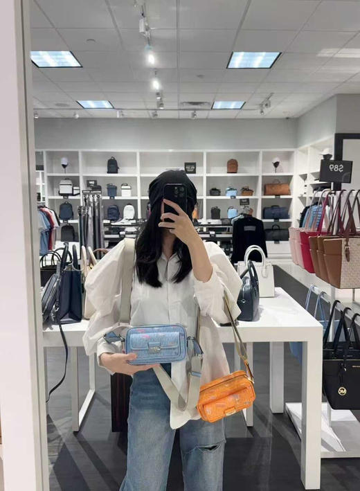 迷你💰850🇺🇸包邮✈️MK新款bradshaw邮差包😍非常实用经典！宽肩带设计 舒适度更赞！非常好看百搭的款式！ 商品图5