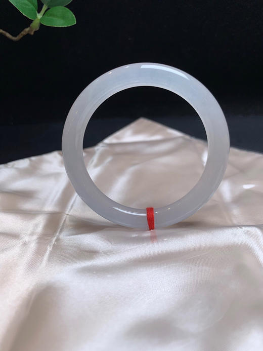 620652，50圈冰底圆条，整体冰冰润润的。清新秀气 商品图0