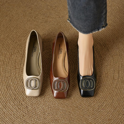 【预售5天】法式复古浅口单鞋女秋真皮方头金属扣小皮鞋通勤职业工作鞋HP&A2654 商品图0