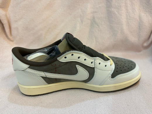 AJ1低帮篮球鞋   自己备注号码颜色 商品图10