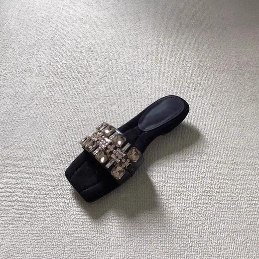 【羊皮法式水钻新款一字拖】2025女士时尚外穿踩屎感舒适低跟气质凉拖鞋 商品图1