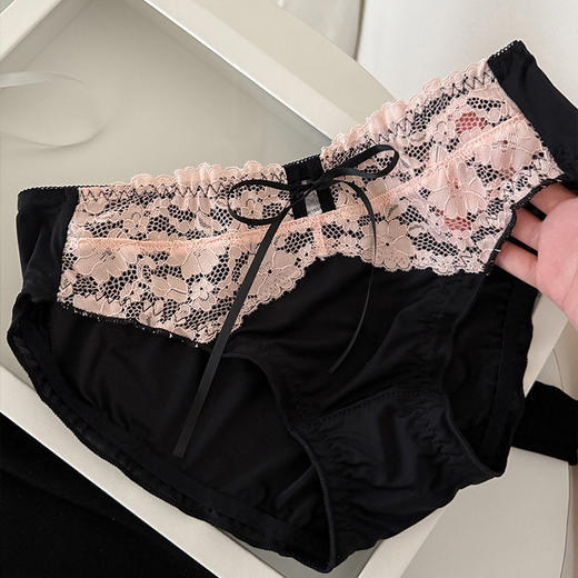 【惊爆价！抢3条！】甜美风纯欲蕾丝边女士内裤，纯棉裆抑菌 +缎面性感设计蕾丝边，舒适又撩人 商品图3