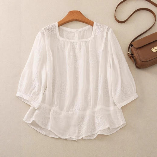 重工刺绣亚麻短袖衬衫女夏文艺复古宽松后背纽扣方领棉麻小衫上衣 商品图2