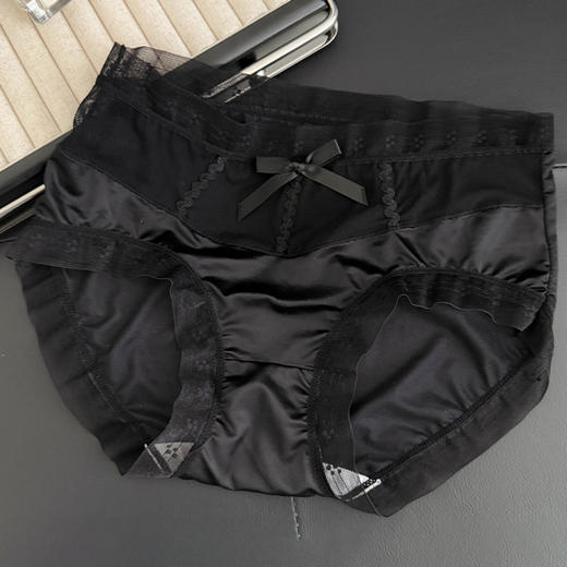 法式【秒杀！拍1发3！】轻奢法式缎面千金内裤✨甜美蝴蝶结点缀，亲肤透气不闷热🌸舒适又好看，少女感拉满！ 商品图6