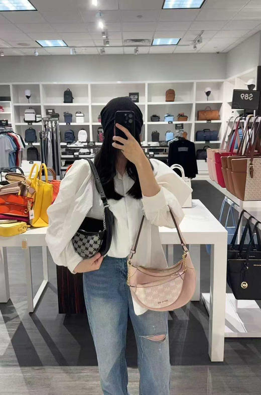 💰899🇺🇸包邮✈️MK Hollis月牙包💢肩带可以调节 🉑手提🉑腋下背🉑斜挎‼️一包多用🔥还带个小包～太划算了‼️⚠️小包不能拆卸 商品图5