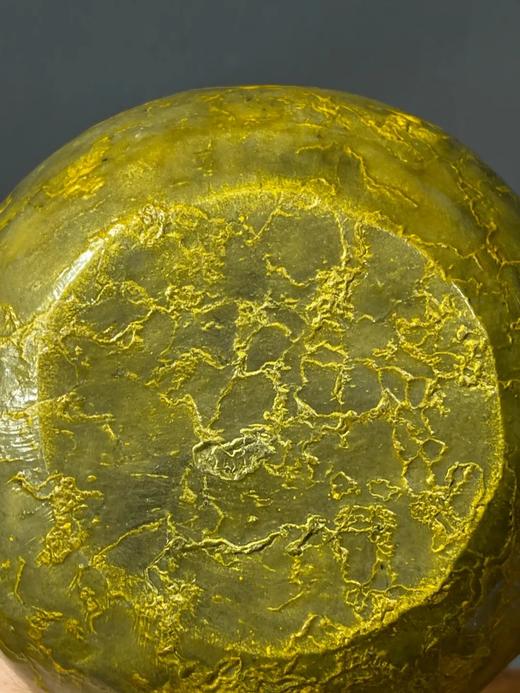 青黄玉雕僧人手持佛钵，顺丰包邮 商品图9