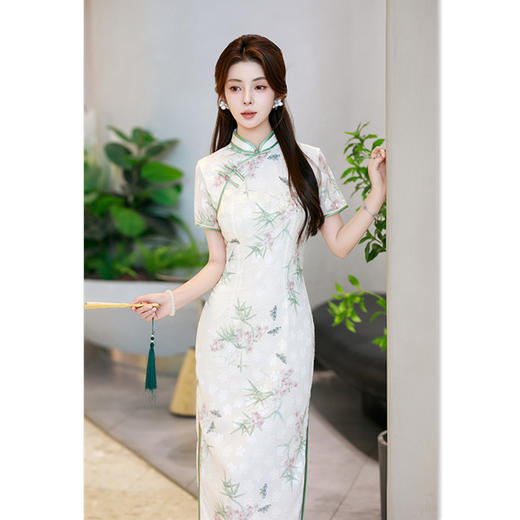 GX剪花新中式旗袍2025夏季新款年轻少女款气质优雅复古国风日常旗袍 商品图0