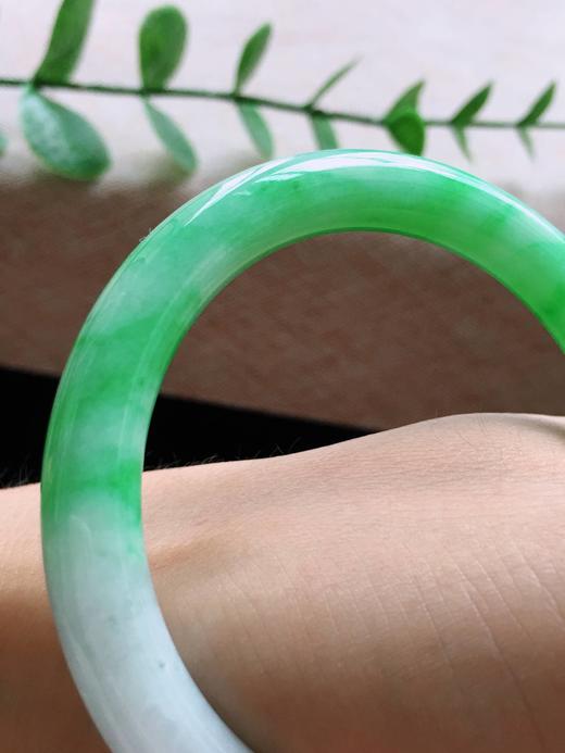 53-54圈口圆条翡翠手镯 商品图5