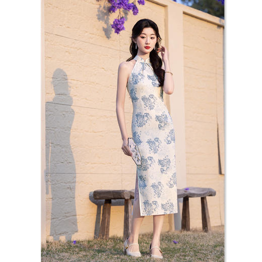 GX时尚改良年轻少女款挂脖露肩旗袍2025夏季新款日常性感旗袍 商品图3
