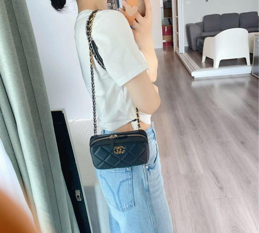 chanel 19bag 黑金 羊皮 相机 斜挎包 商品图1