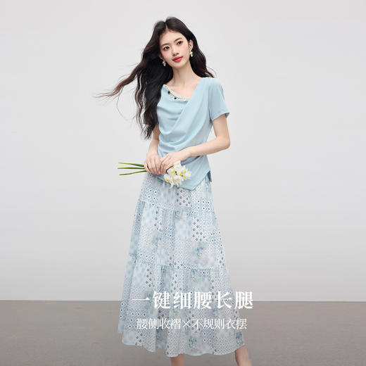 【周末秒杀】熙世界夏日独特漂亮套装裙女装新款收腰T恤印花蛋糕半身裙两件套 商品图1