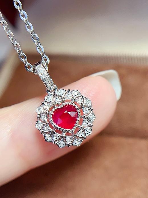 0.38ct刻面红宝石吊坠 商品图1